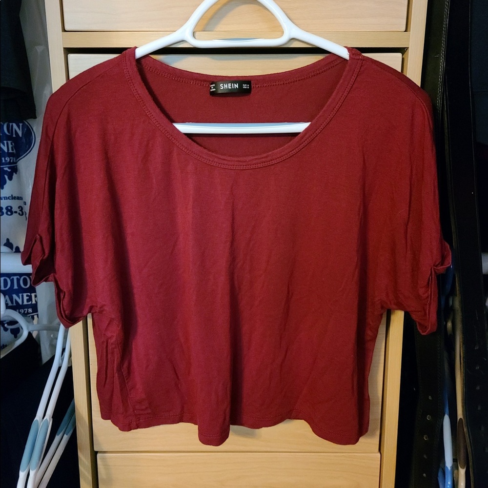 cropped tee